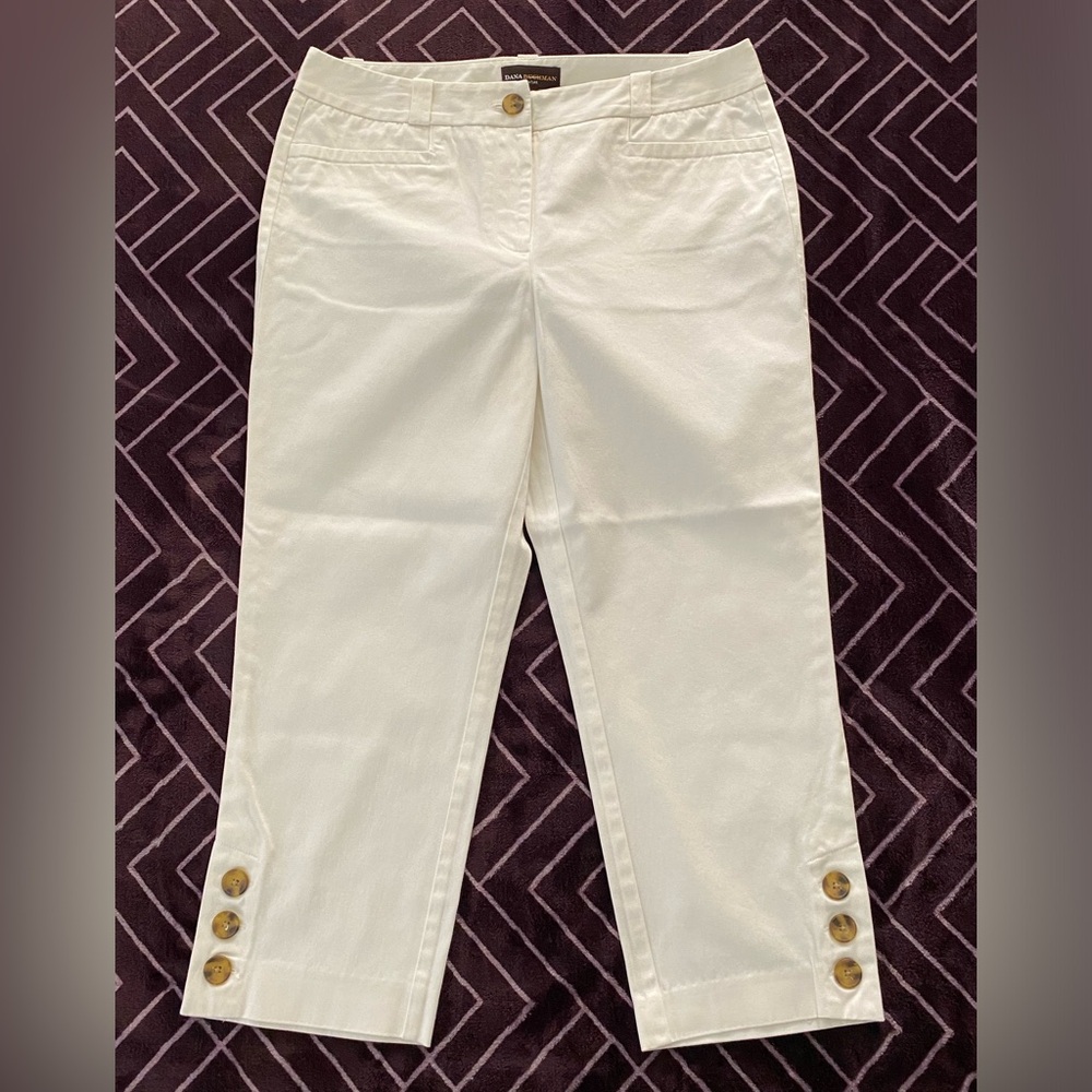 DANA BUCHMAN Curvy cropped pants women’s 10 (fits more like 8)